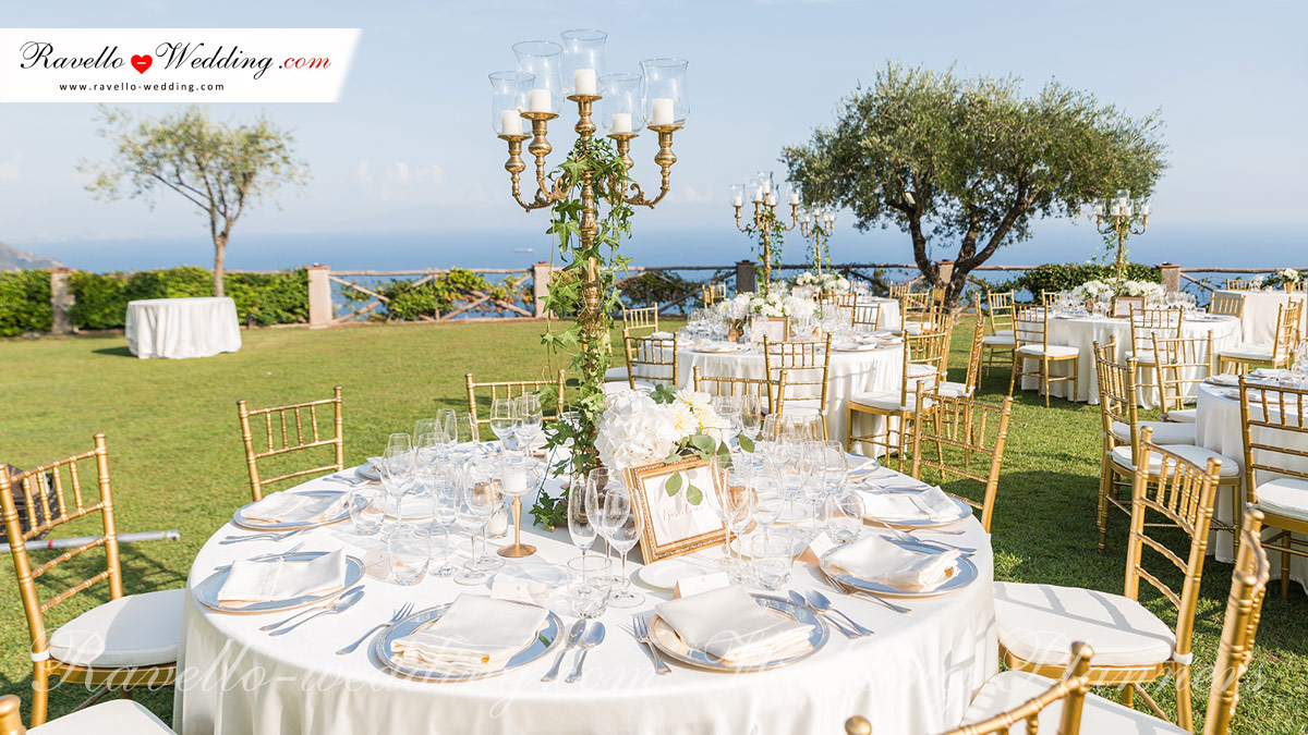 Ravello wedding - Table setup at Cimbrone